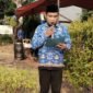 Kepala KUA Belimbing Hulu, Faisol Abdurrahman,.S.Kom.I memimpin pembacaan doa dalam rangka HUT ke-81 Republik Indonesia tahun 2026 di lapangan Kantor Camat Belimbing Hulu.
